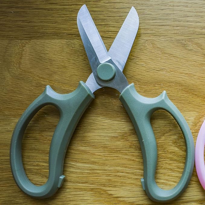 Leize Flower Scissors, Premium Thickened Stainless Steel Floral Shears, Strong Pruner for Flowers, Branches and Leaves (Grey Green)